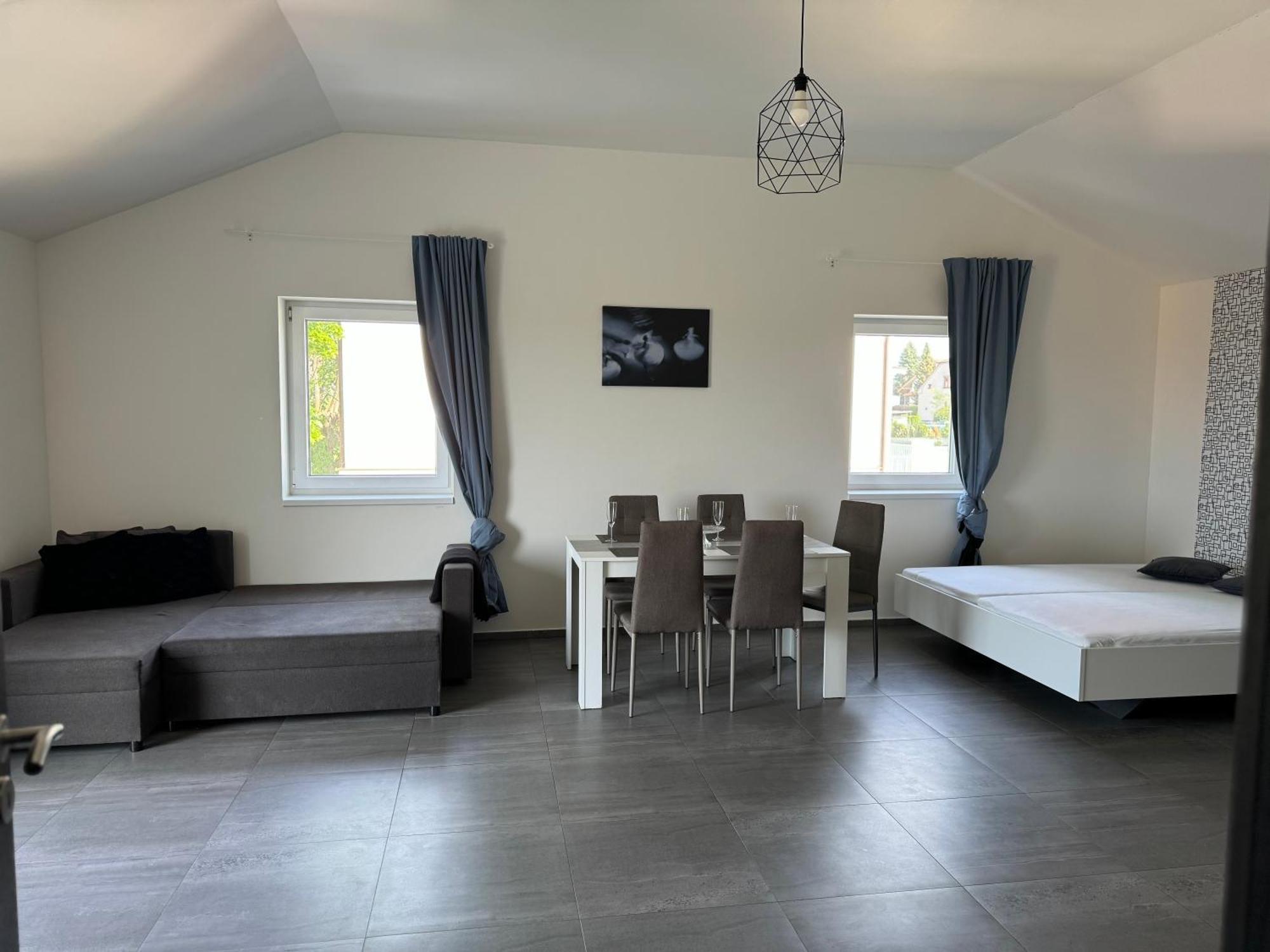 Apartman Byt 75M2 Klid Priroda Pro Rodinu Prague Exterior photo