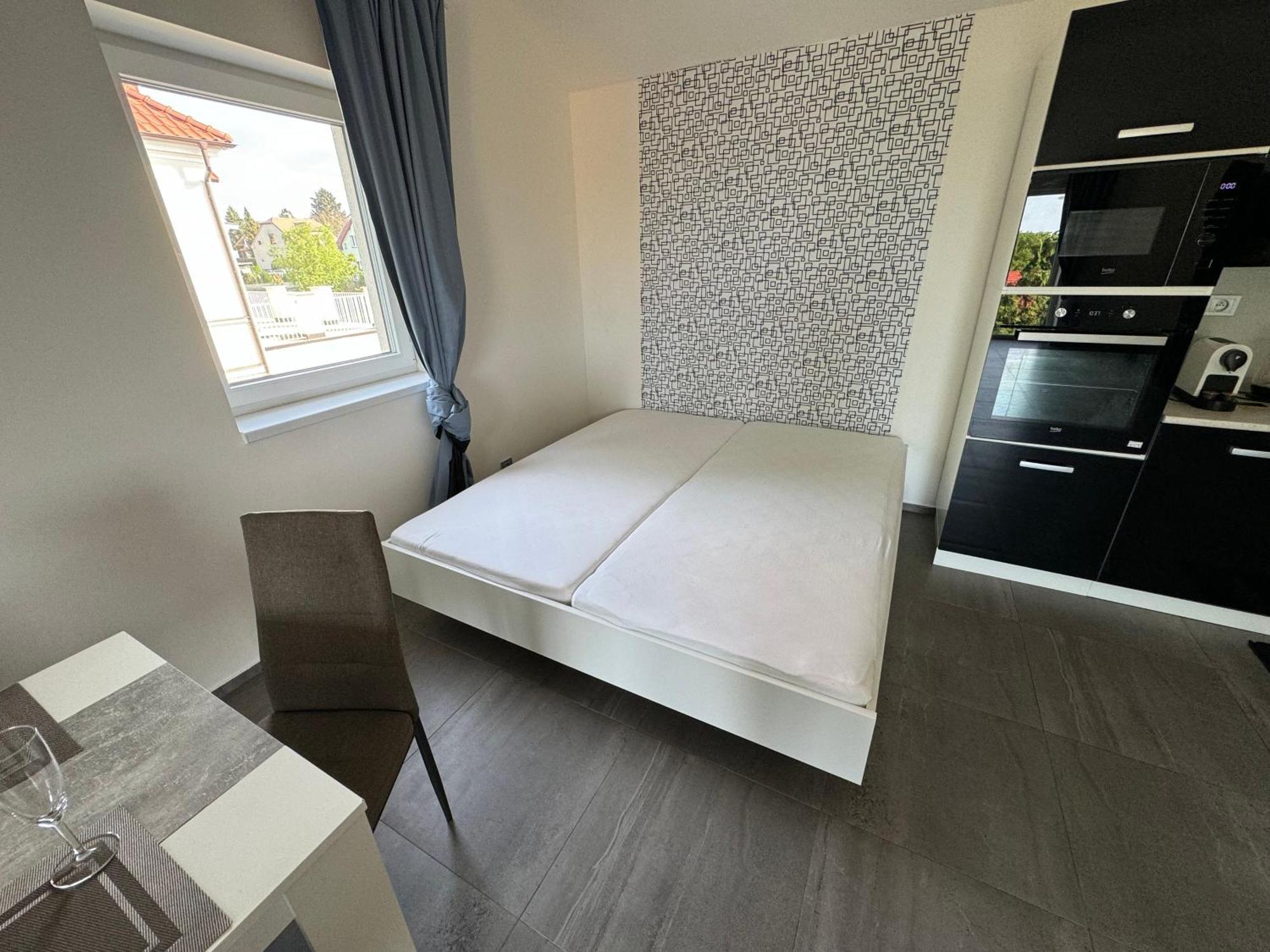 Apartman Byt 75M2 Klid Priroda Pro Rodinu Prague Exterior photo